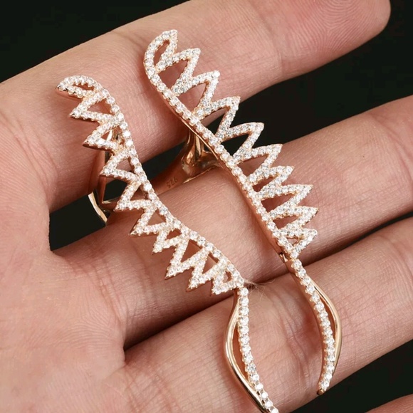 White Topaz unique finger cuff multi size - Picture 3 of 3